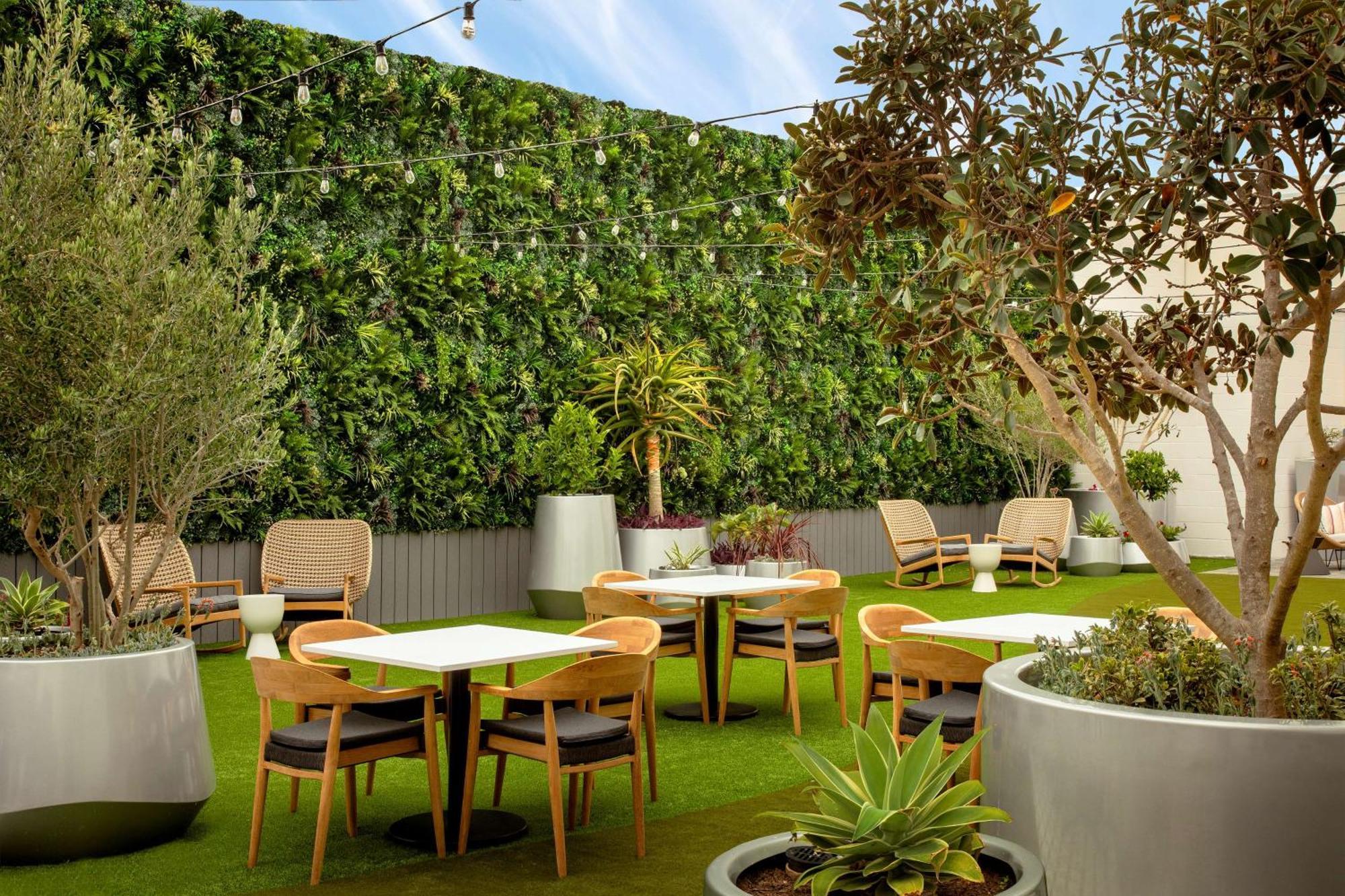 The Monsaraz San Diego, Tapestry Collection By Hilton Esterno foto